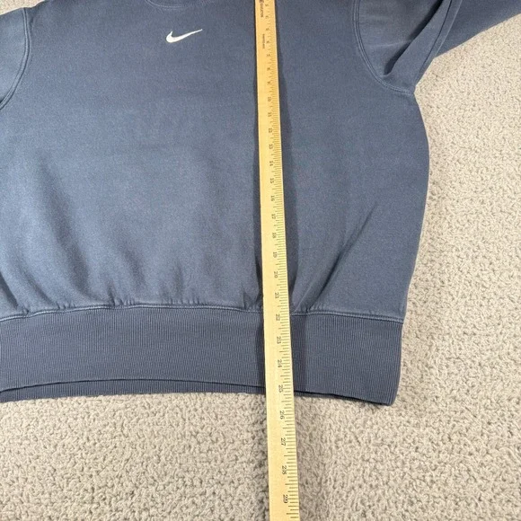 Nike Sweatshirt Size Small Center Swoosh Logo Crewneck Pullover - Picture 7 of 8